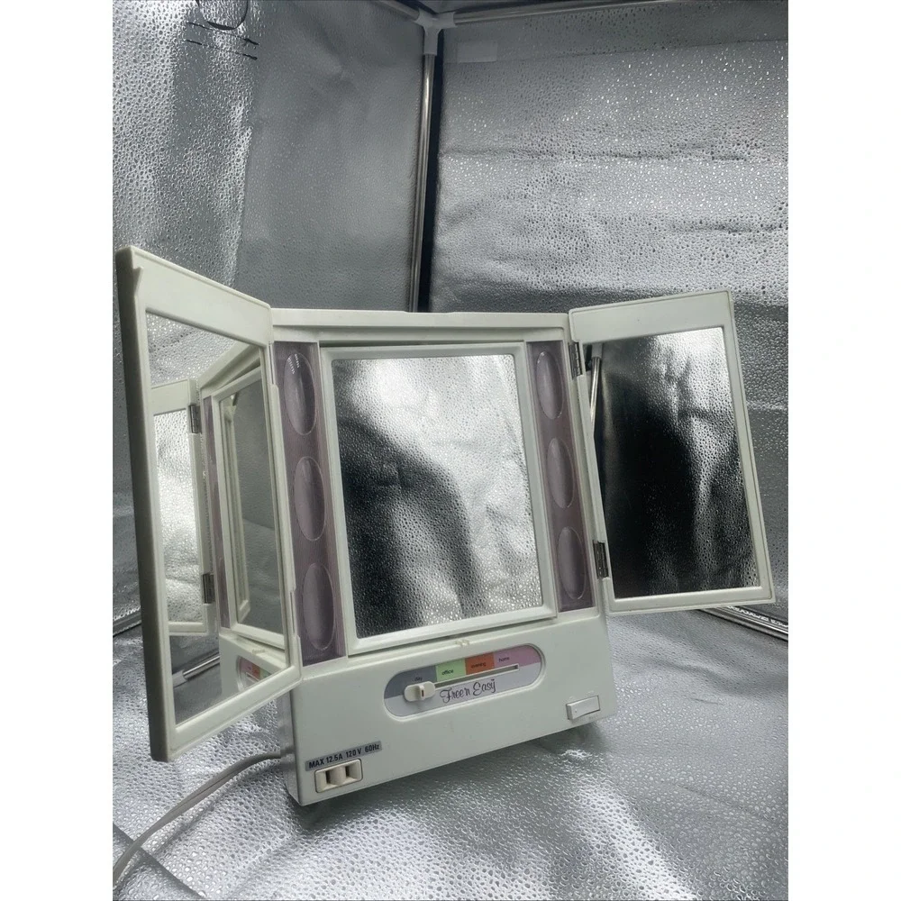 VINTAGE‎ FREE N' EASY LIGHTED TABLETOP ELECTRIC MAKEUP MIRROR MODEL 306-NAN LAMP